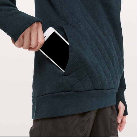 Like new lululemon pullover -6 - Picture 5 of 7